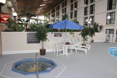 Wyndham Garden Conference Center - Urbana Hotel 3*